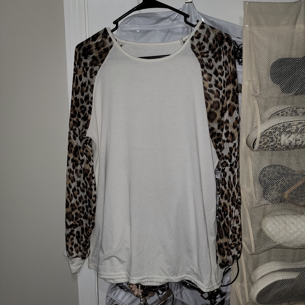 BOUTIQUE TOP